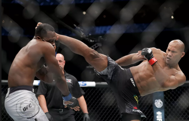 VIDEO. Rezumat UFC: Jacare Souza vs Derek Brunson 2 