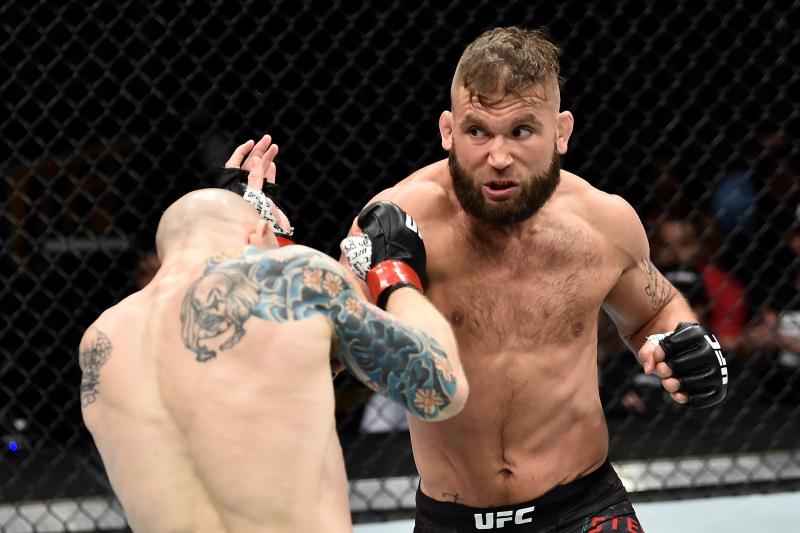 VIDEO - Rezumatul galei UFC on FOX 28: Jeremy Stephens vs Josh Emmett, un eveniment plin de KO-uri și submisii 