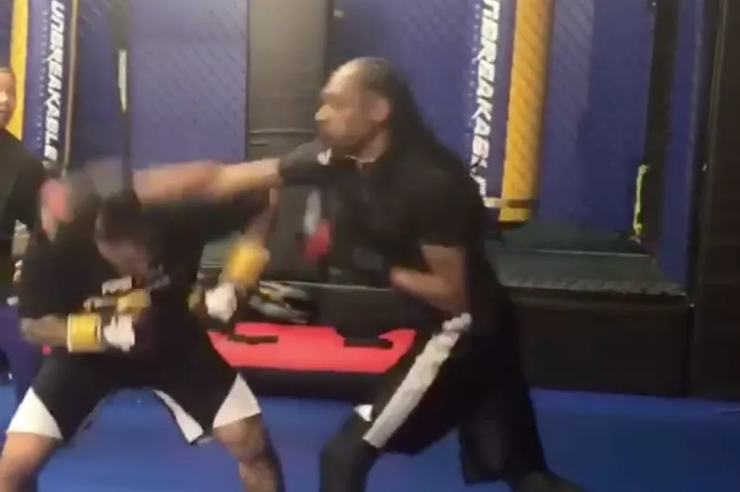 Snoop Dogg la primul său sparring în MMA (VIDEO)