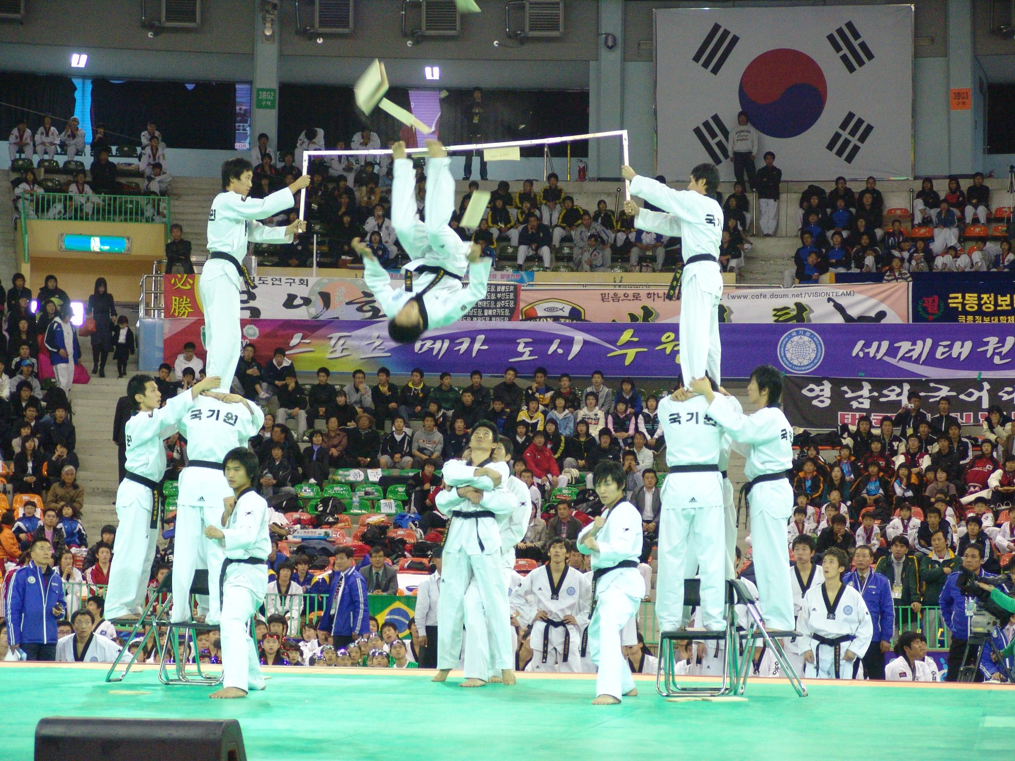 Demonstrație extraordinară de Taekwondo (VIDEO)