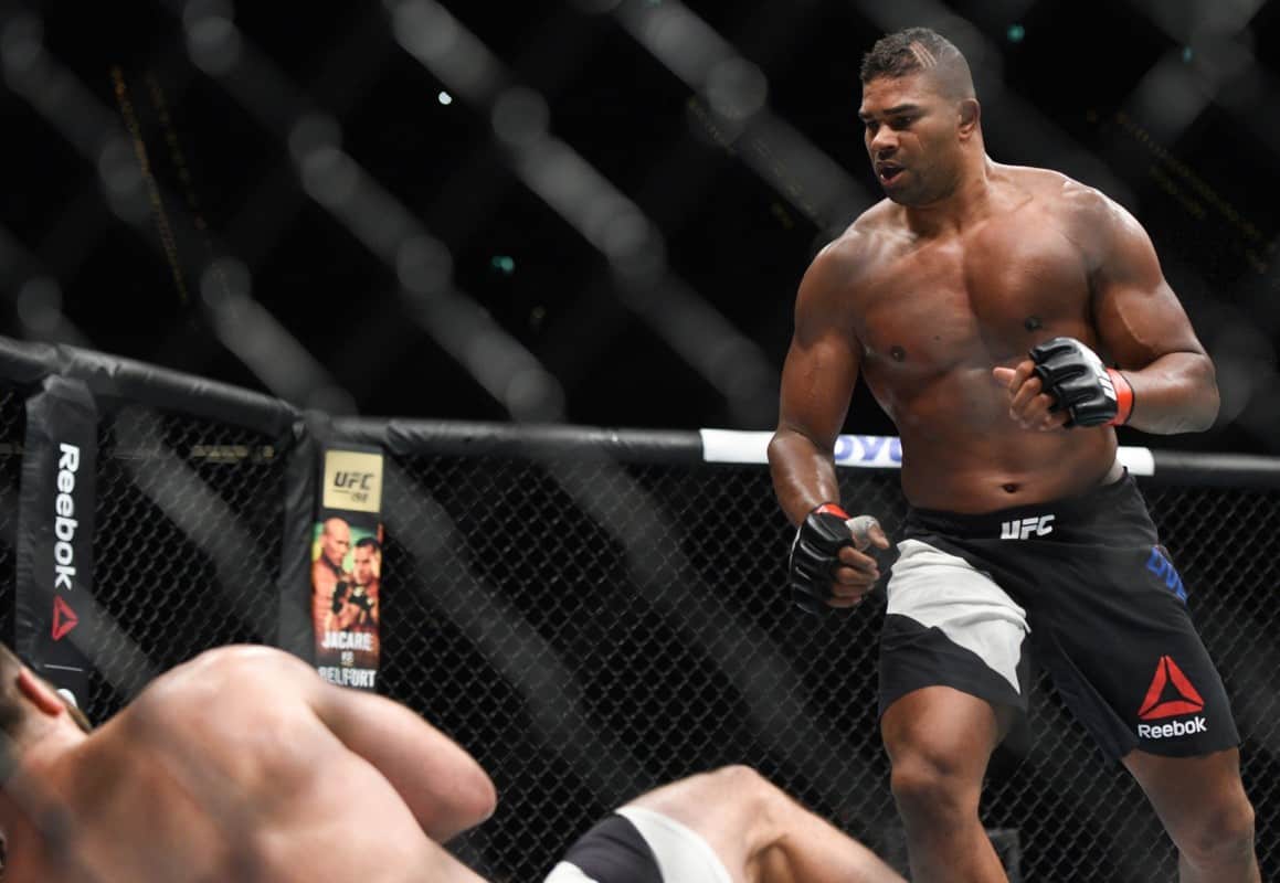 VIDEO. Rezultate UFC Beijing: Vezi reușitele lui Francis Ngannou și Alistair Overeem!